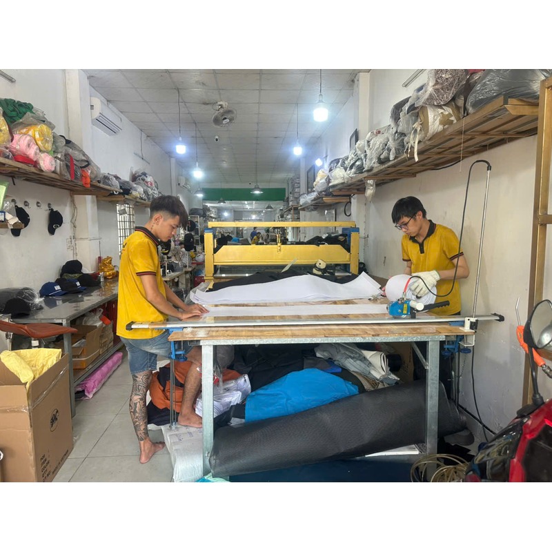 NÓN MŨ PHƯƠNG CHÂU<br>CÔNG TY TNHH SẢN XUẤT PHƯƠNG CHÂU