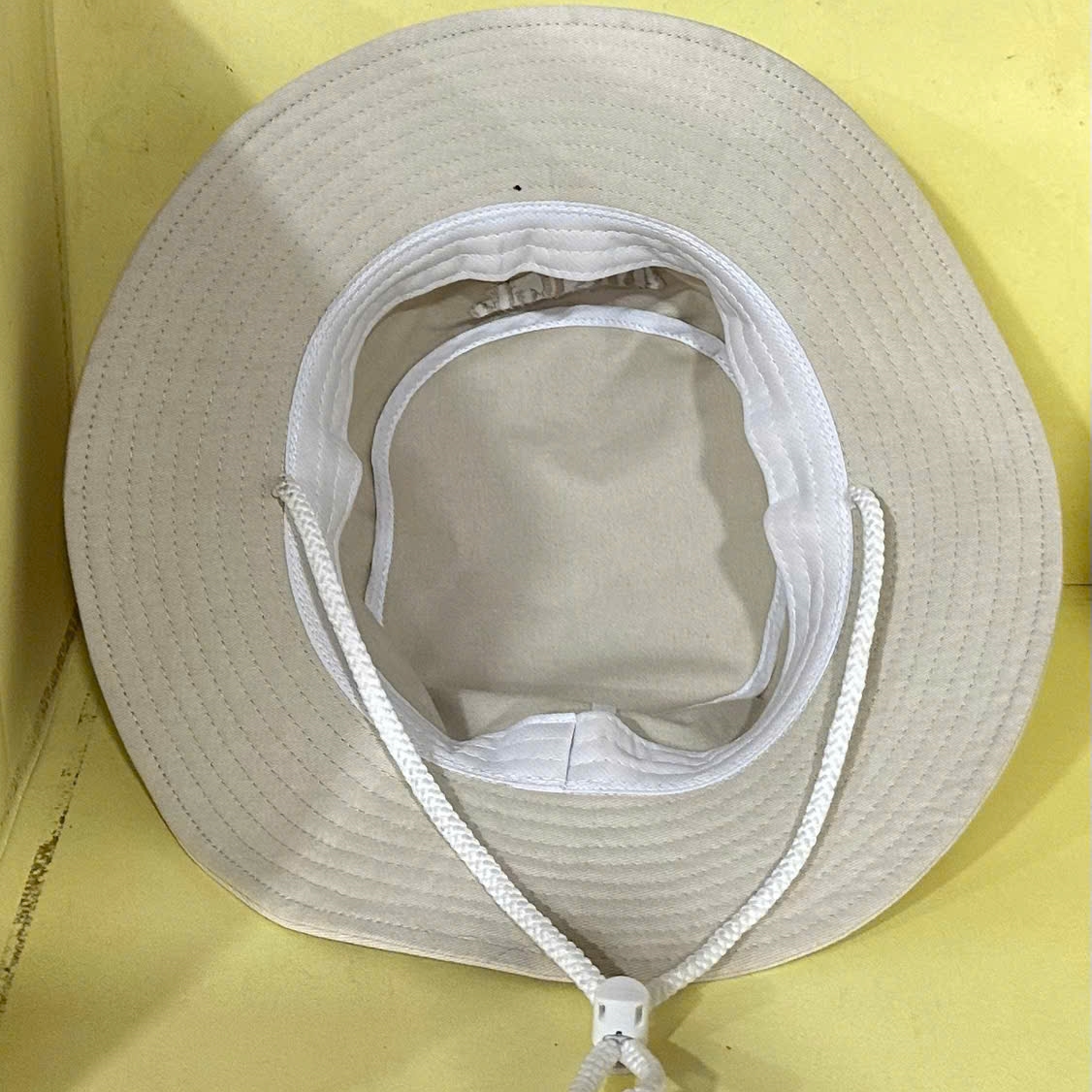 NÓN MŨ PHƯƠNG CHÂU<br>CÔNG TY TNHH SẢN XUẤT PHƯƠNG CHÂU